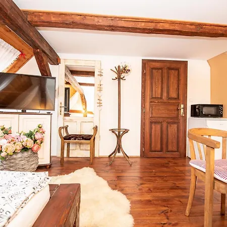 Tollendorf Luzicke Hory Apartment *