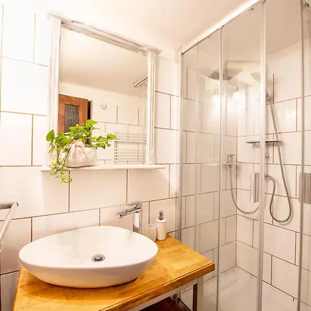 Tollendorf Lužické Hory * Jiřetín pod Jedlovou